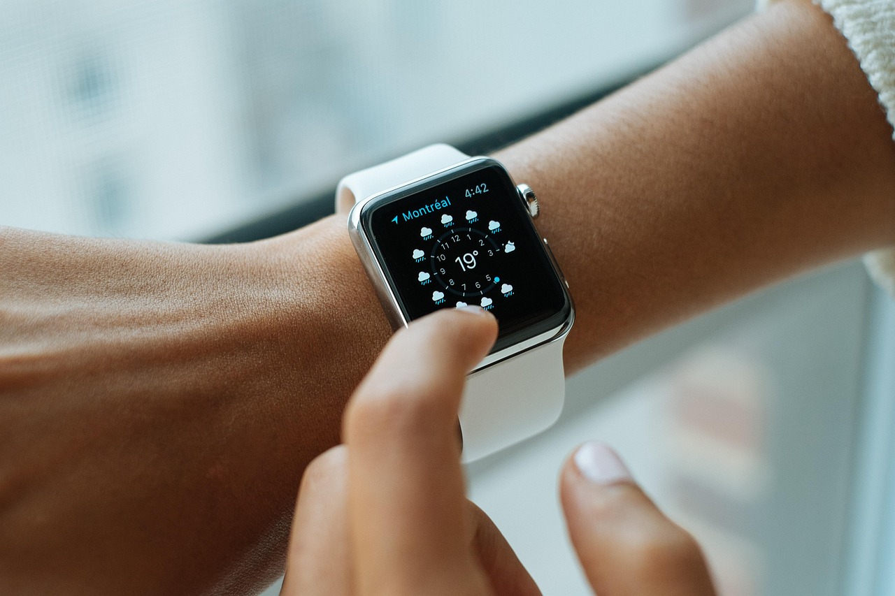Sleep-Tracking Wearables: Best Devices for Better Sleep